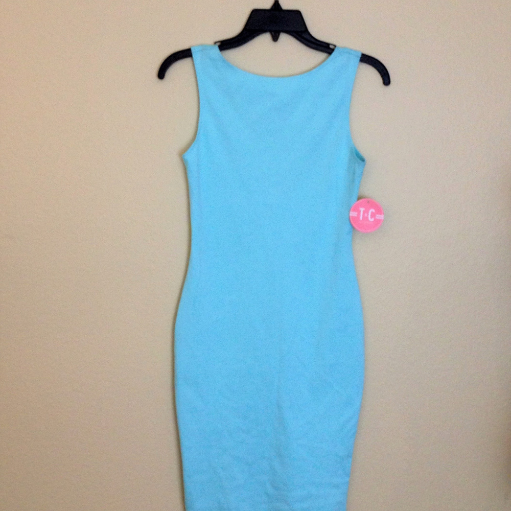 NWT! T&C Light Blue Bodycon Midi Dress